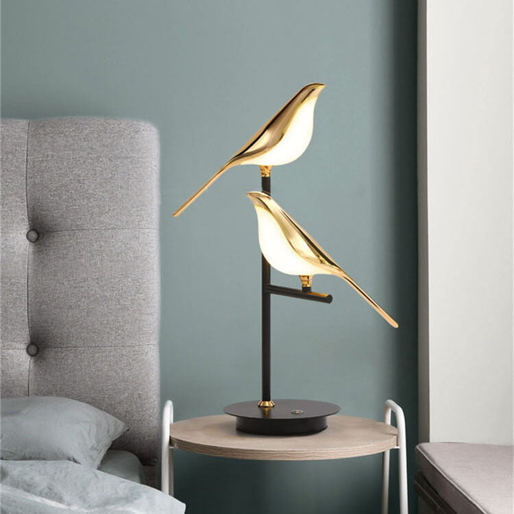 Nordic Minimalist LED Table Lamp - Magpie Bird Design