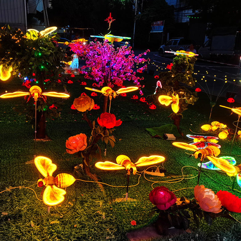Premium Art Deco Waterproof LED Bee Landscape Light