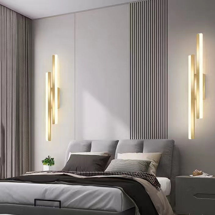 Minimalist Iron & Acrylic LED Wall Sconce