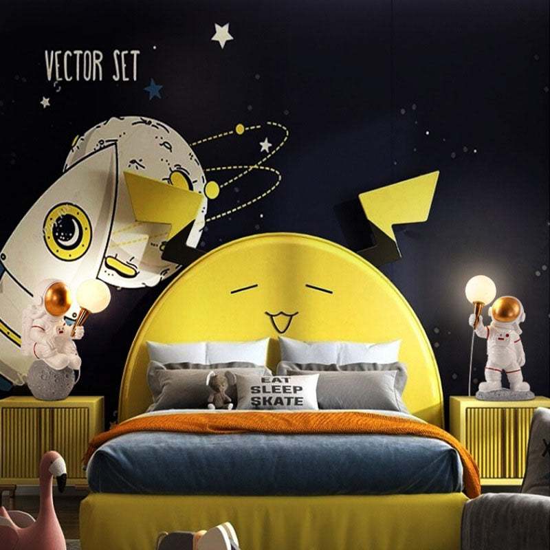 Creative Astronaut Wall Sconce