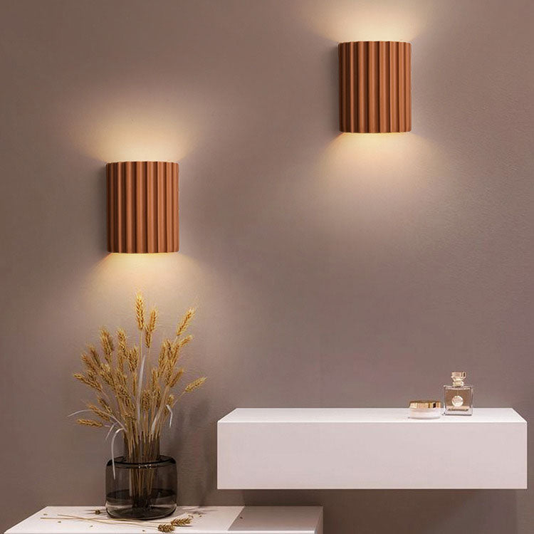 Nordic Resin 2-Light Wall Sconce
