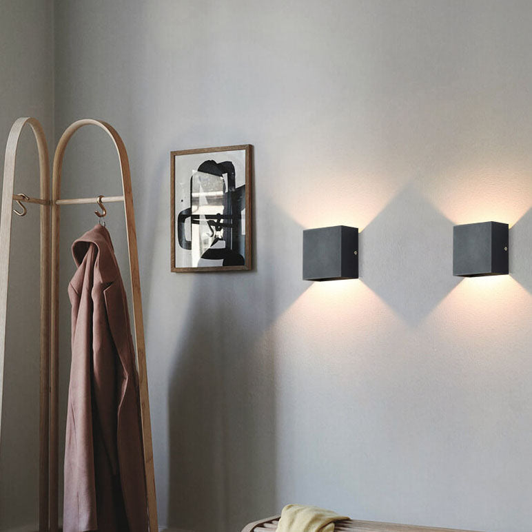 Square Aluminum LED Wall Sconce