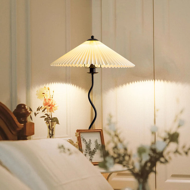 Premium Vintage Fabric Pleated Floor Lamp with 1-Light