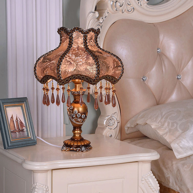 Luxury Lace Resin 1-Light Table Lamp - European Design