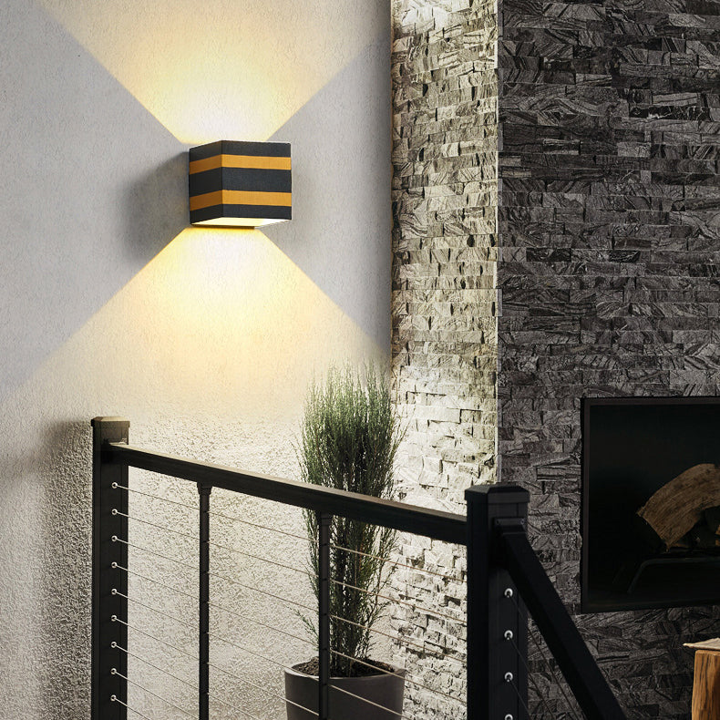 Premium Outdoor Waterproof LED Square Aluminum Wall Sconce
