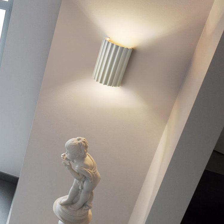 Nordic Resin 2-Light Wall Sconce