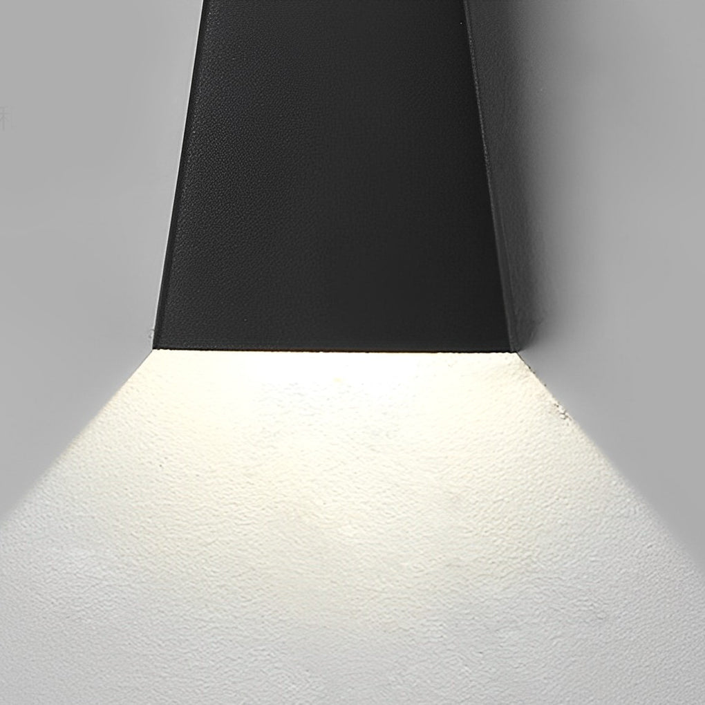 Premium Waterproof 10W Nordic Up and Down LED Wall Lamp