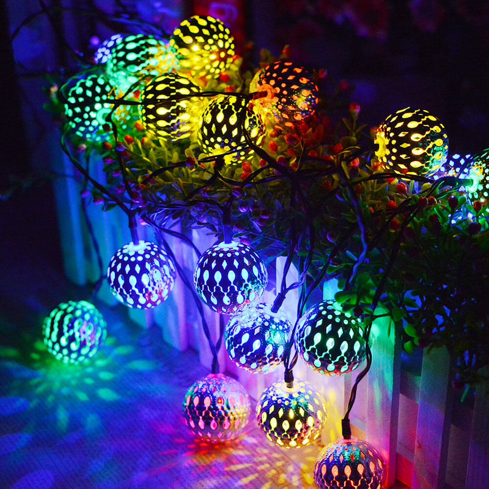 Moroccan Ball Solar String Lights