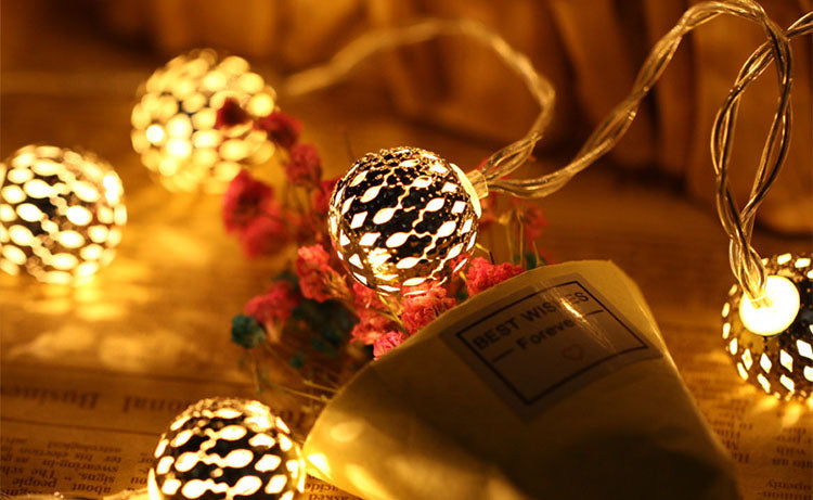 Moroccan Ball Solar String Lights