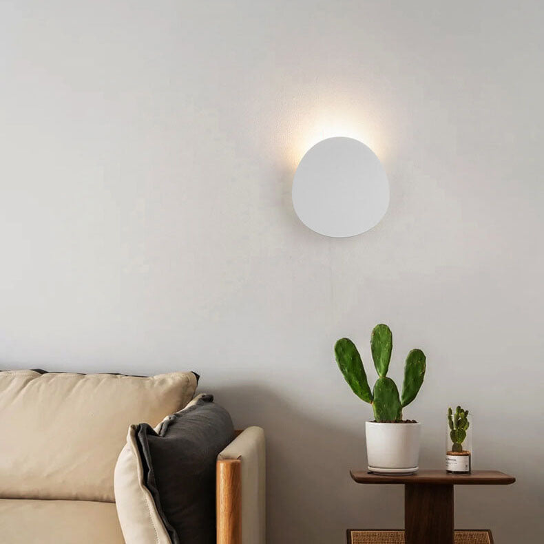 Minimalist Round LED Indoor/Outdoor Sconce