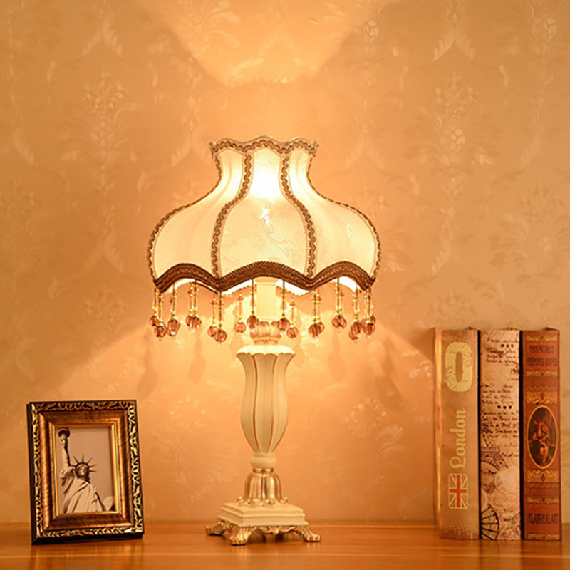 Elegant European Court Resin Table Lamp - 1-Light for Bedroom