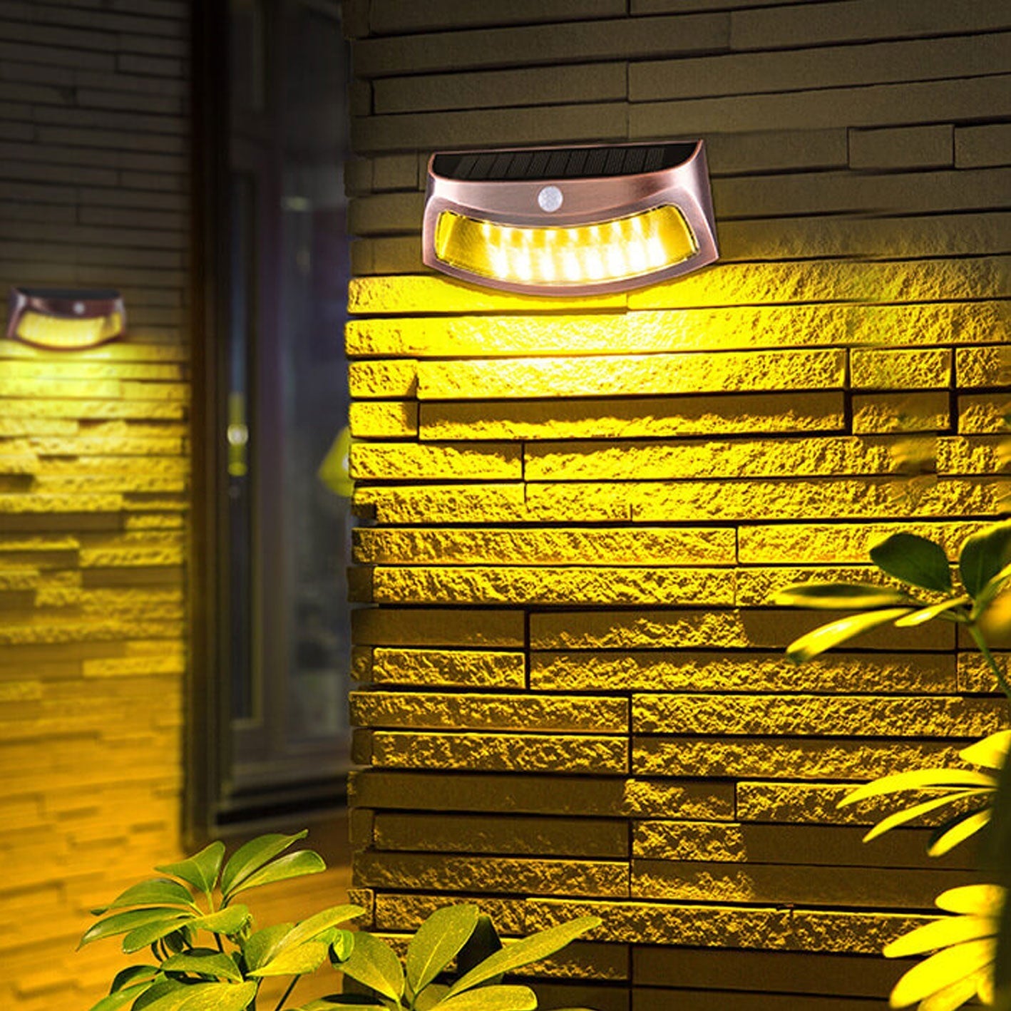 Premium Solar LED Outdoor Wall Sconce