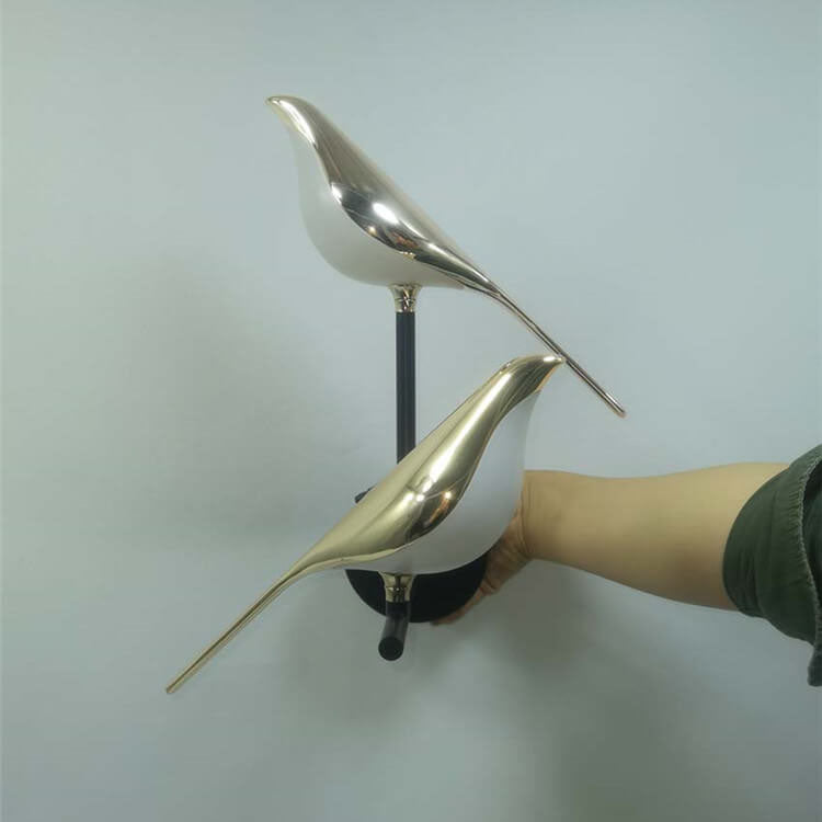 Nordic Minimalist LED Table Lamp - Magpie Bird Design