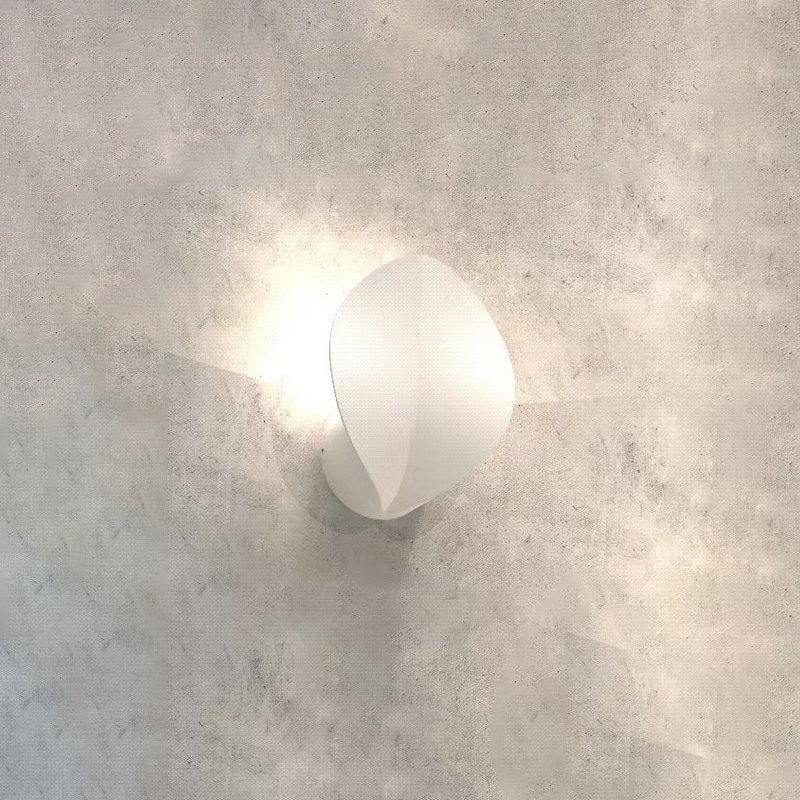 Nordic Waterproof Aluminum Four-Leaf Clover LED Wall Sconce