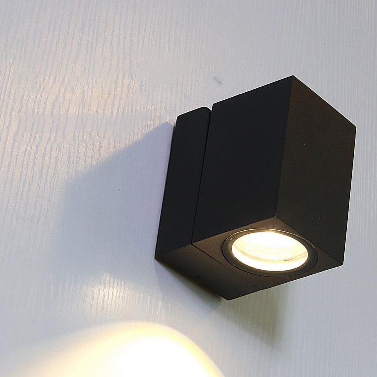 Adjustable LED Outdoor Spotlight