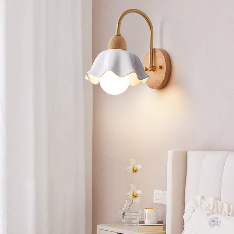 Wood & Ceramic Flower Wall Sconce