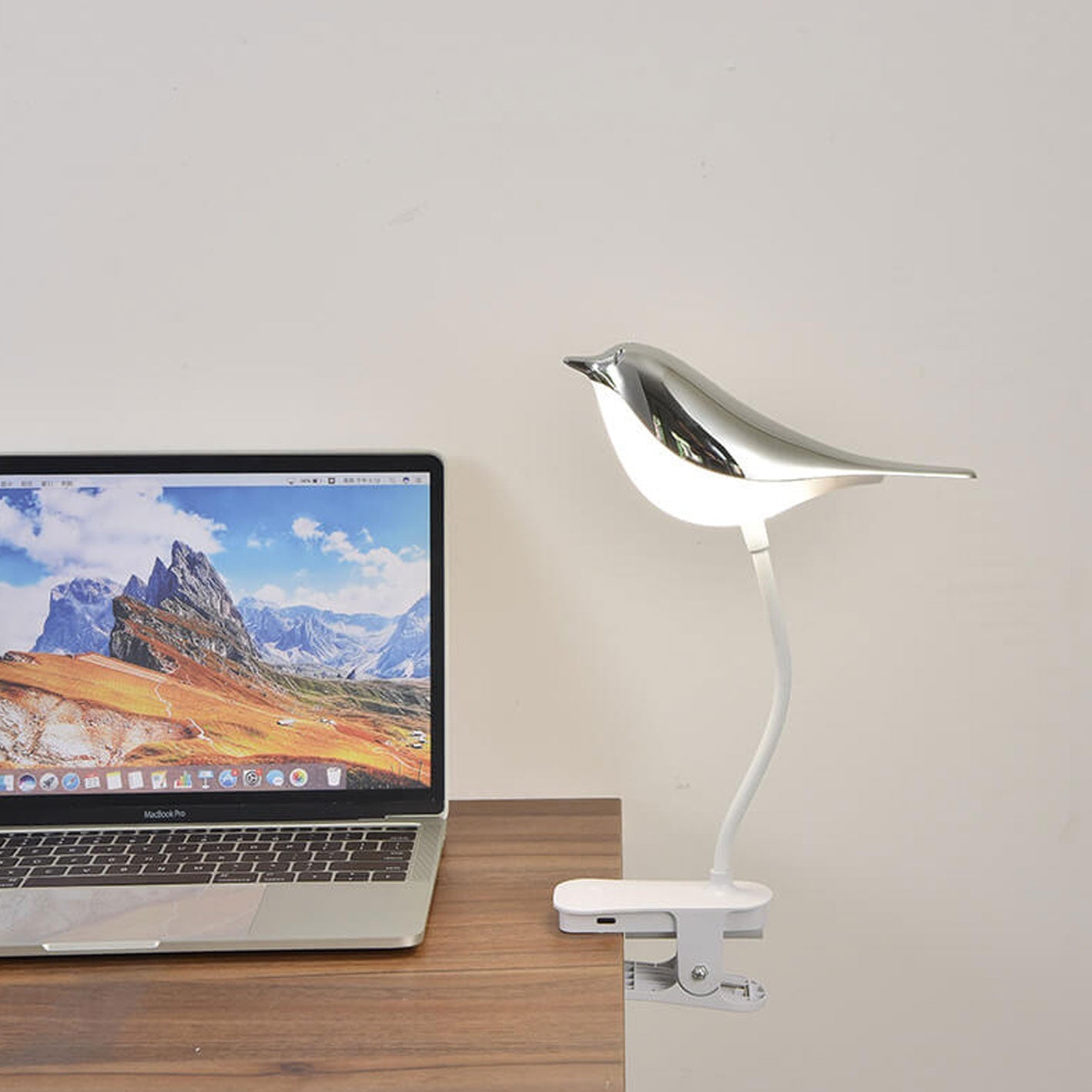Nordic Bird Clip LED Night Light - USB Rechargeable Table Lamp