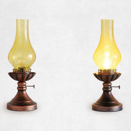 Classic Vintage Kerosene Oil Table Lamp - 1-Light Design