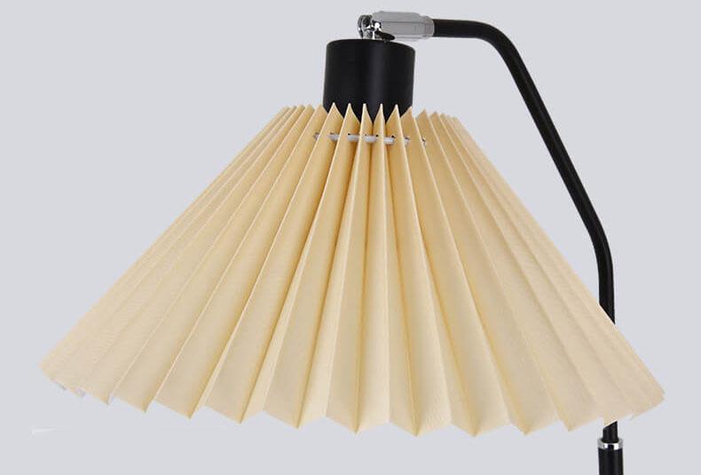 Elegant Minimalist Pleated Fabric Floor Lamp with Single Light