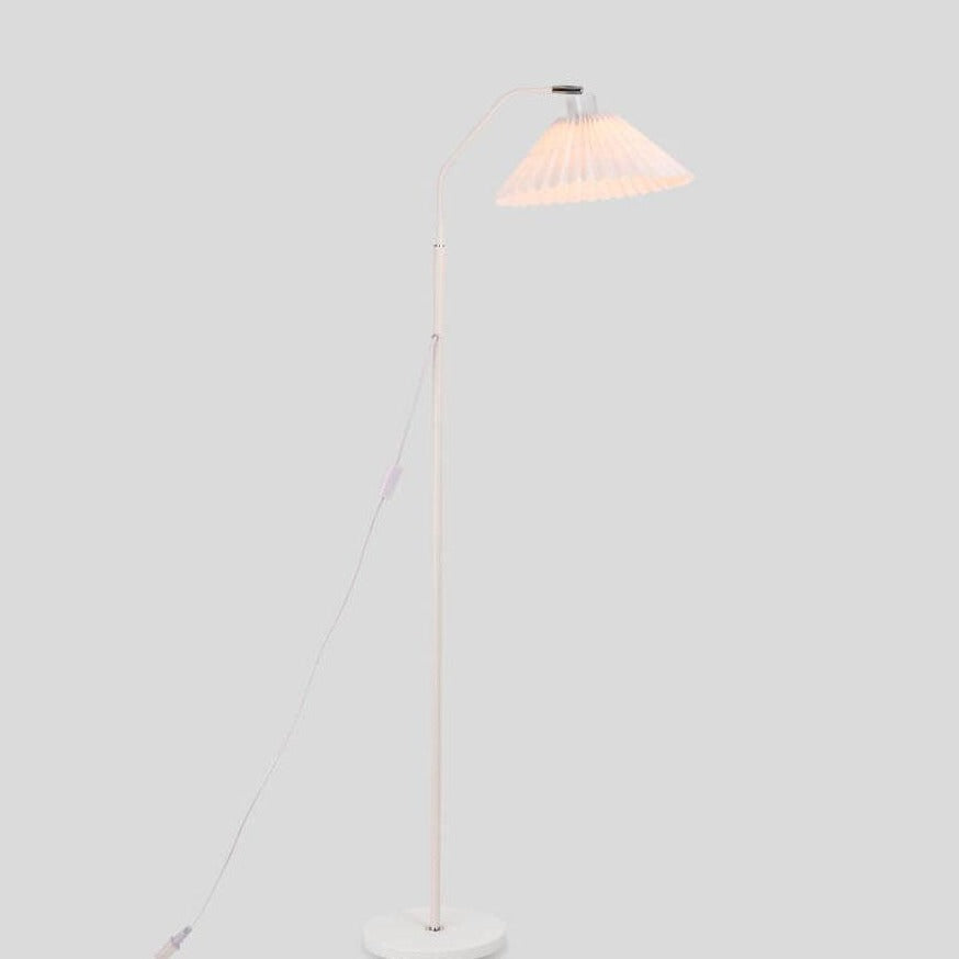 Elegant Minimalist Pleated Fabric Floor Lamp with Single Light