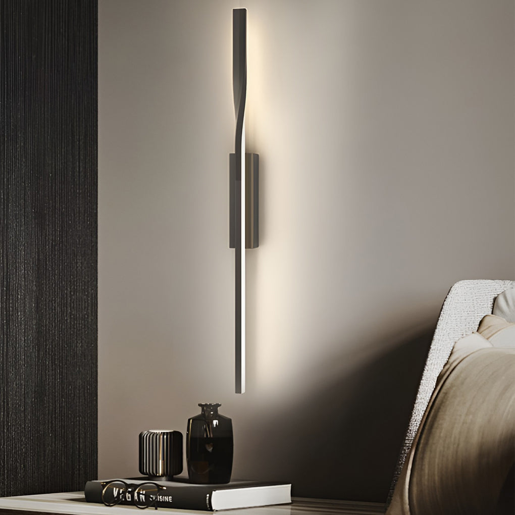 Modern Black Linear LED Wall Sconce - Minimalist Design