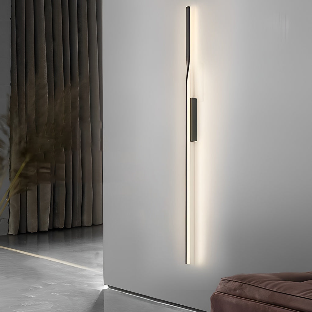 Modern Black Linear LED Wall Sconce - Minimalist Design