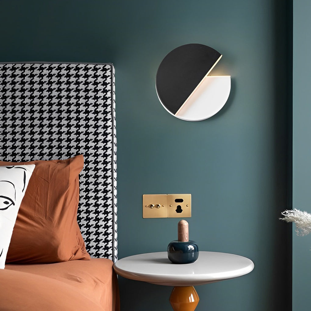 Premium Black Nordic 350° Rotatable LED Wall Sconce