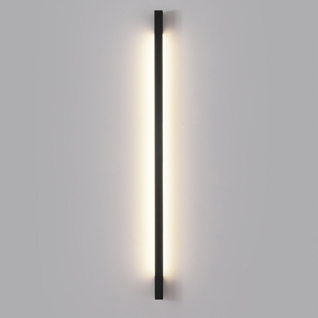 Modern Black LED Wall Lamp with Three-Step Dimming