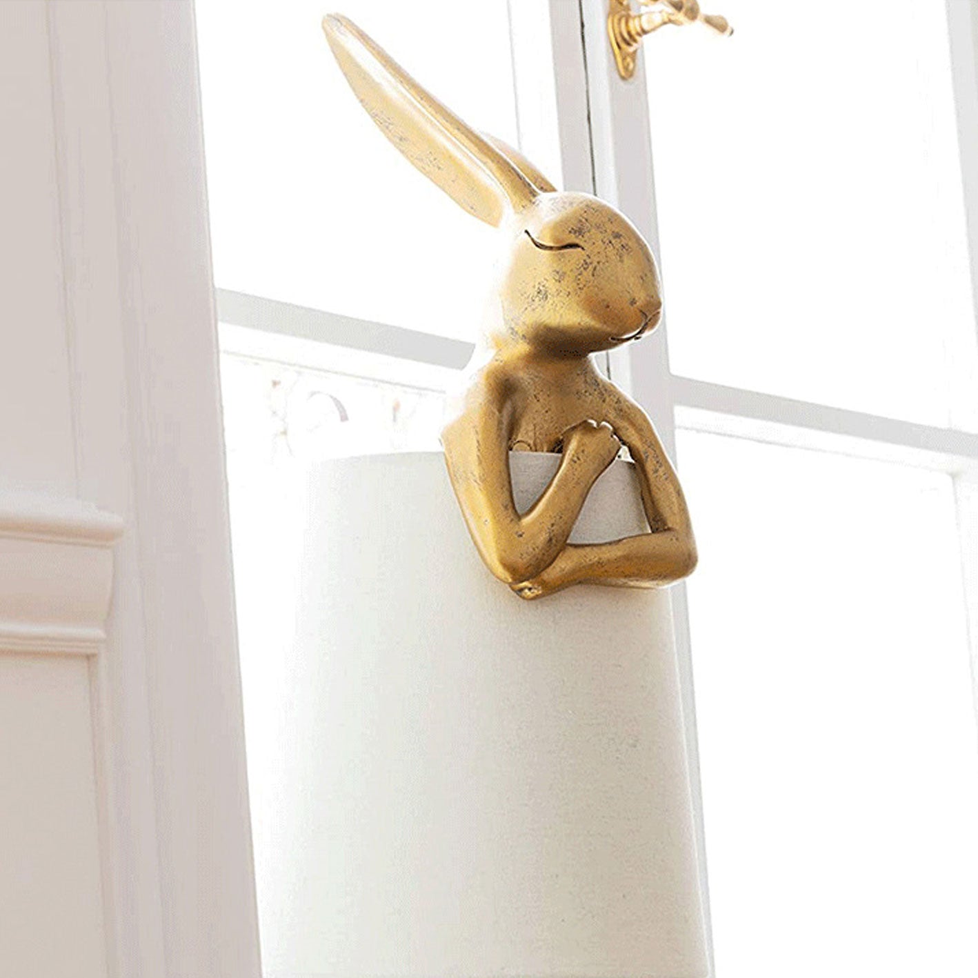 Premium Nordic Rabbit Resin Table Lamp - 1 Light