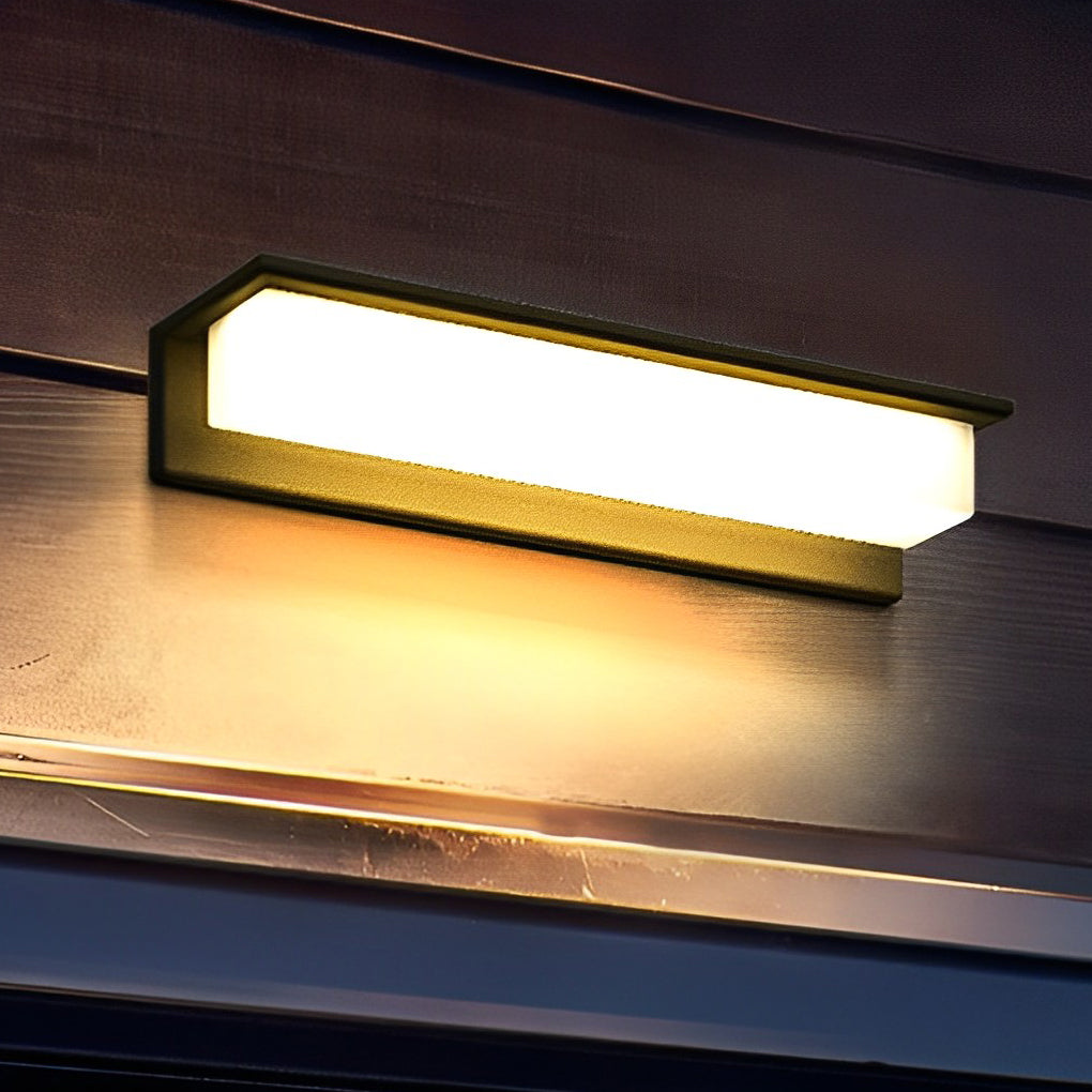 Premium Waterproof LED Rectangular Wall Light for Front Porches