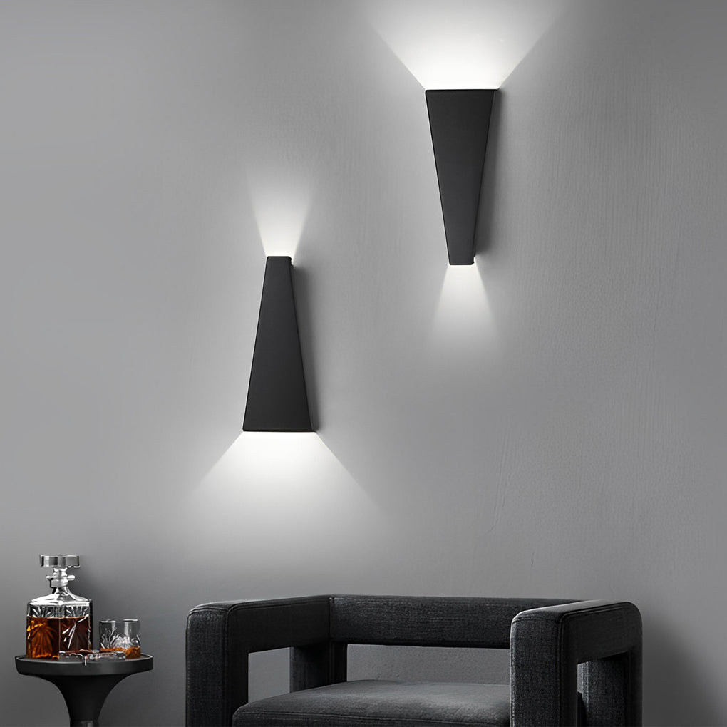 Premium Waterproof 10W Nordic Up and Down LED Wall Lamp