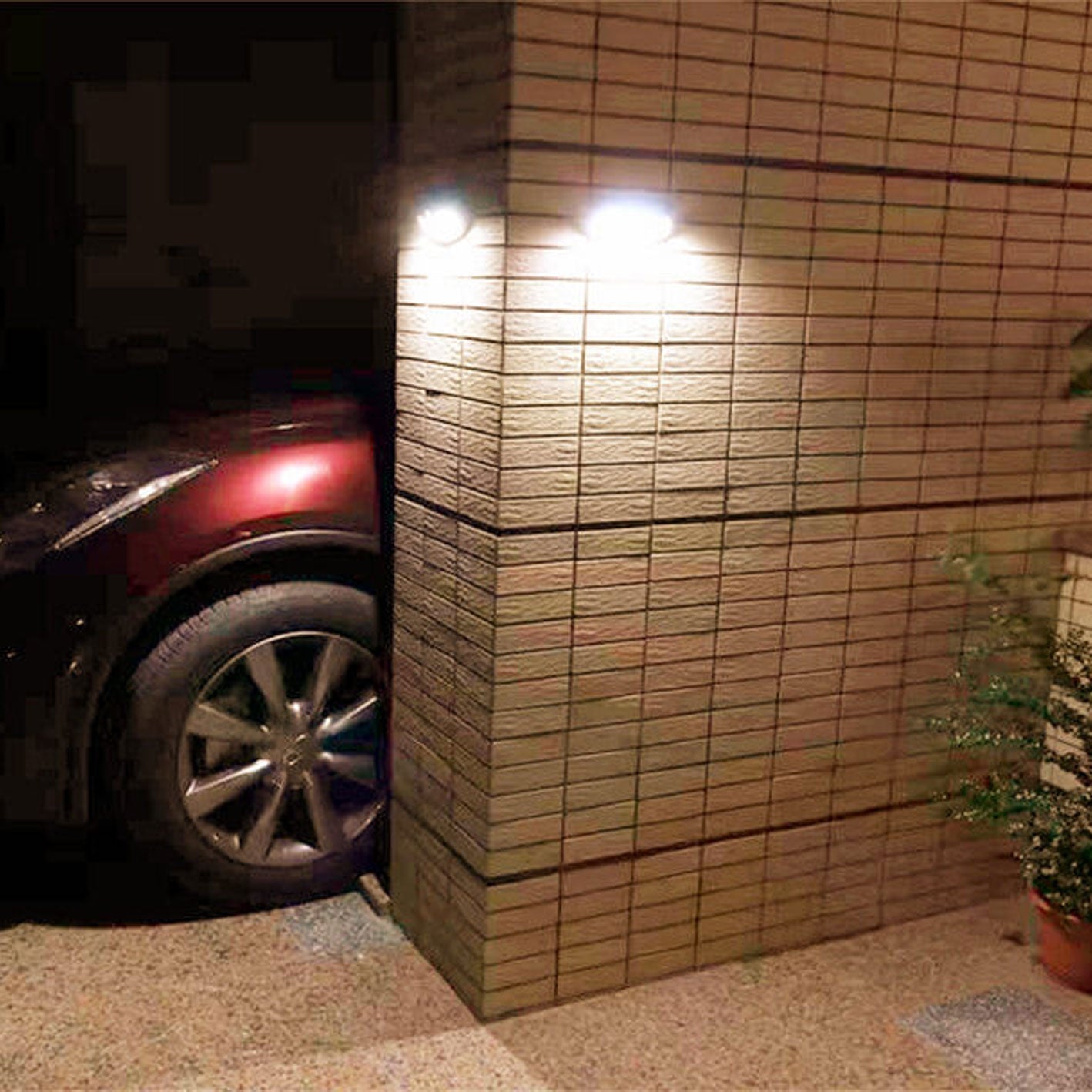 Premium Solar LED Outdoor Wall Sconce
