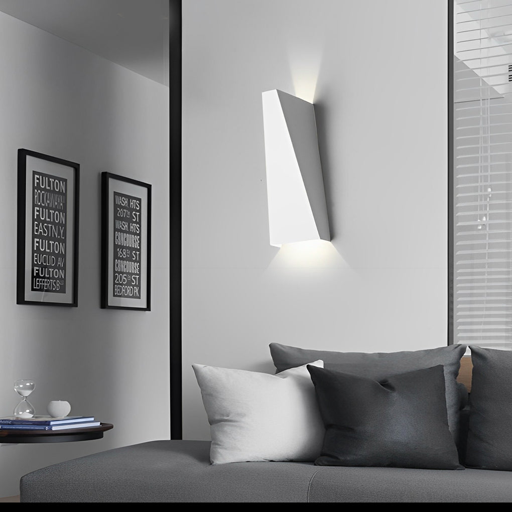 Premium Waterproof 10W Nordic Up and Down LED Wall Lamp