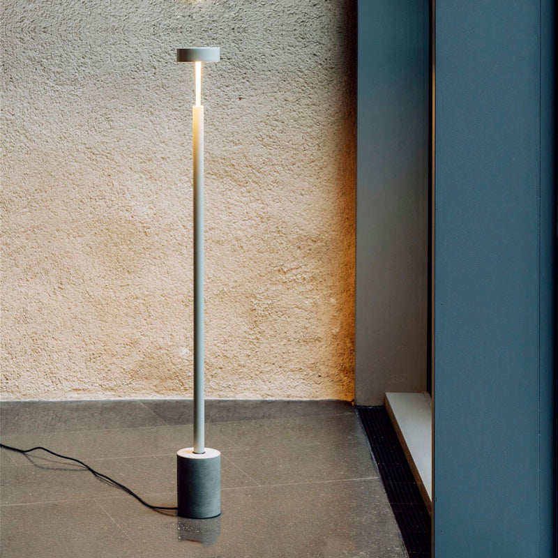 Scandinavian Round Iron LED Floor Lamp for Bedroom