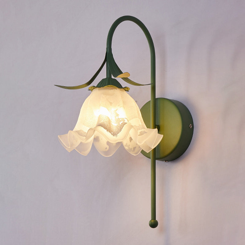 Retro Floral Iron & Glass Sconce