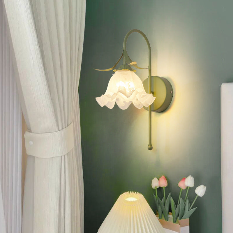 Retro Floral Iron & Glass Sconce