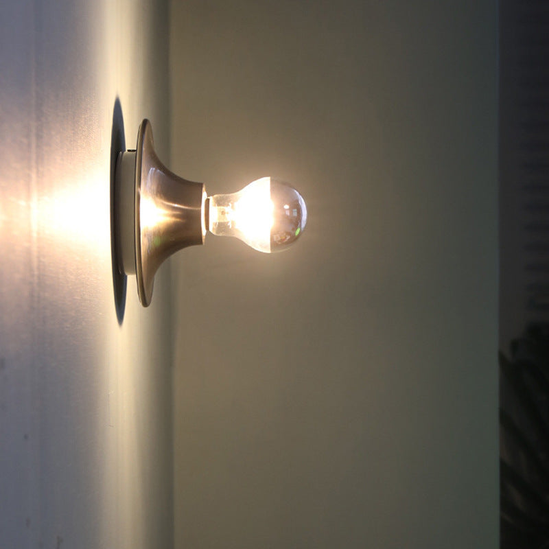 Scandinavian Iron Circle Sconce