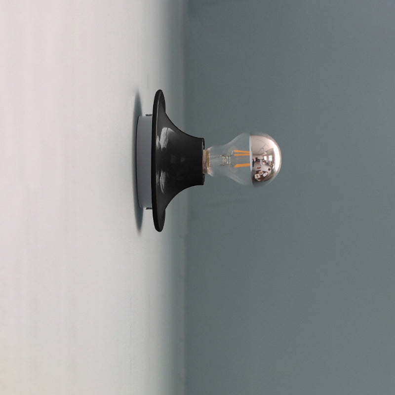 Scandinavian Iron Circle Sconce