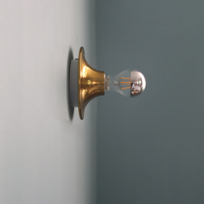 Scandinavian Iron Circle Sconce