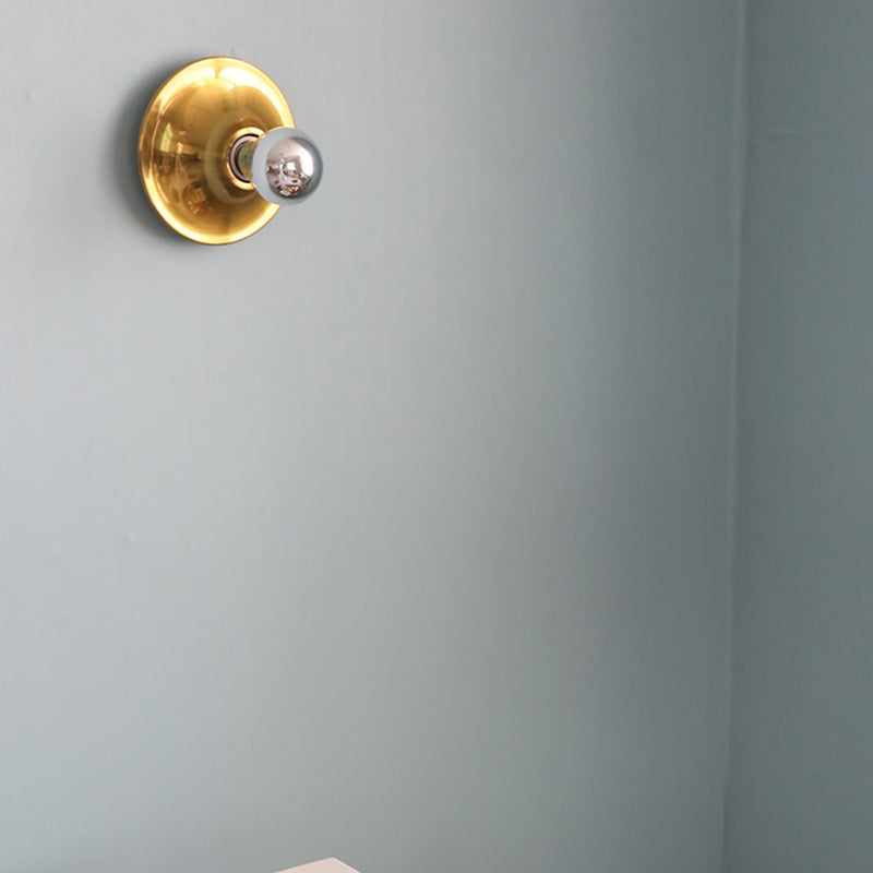 Scandinavian Iron Circle Sconce