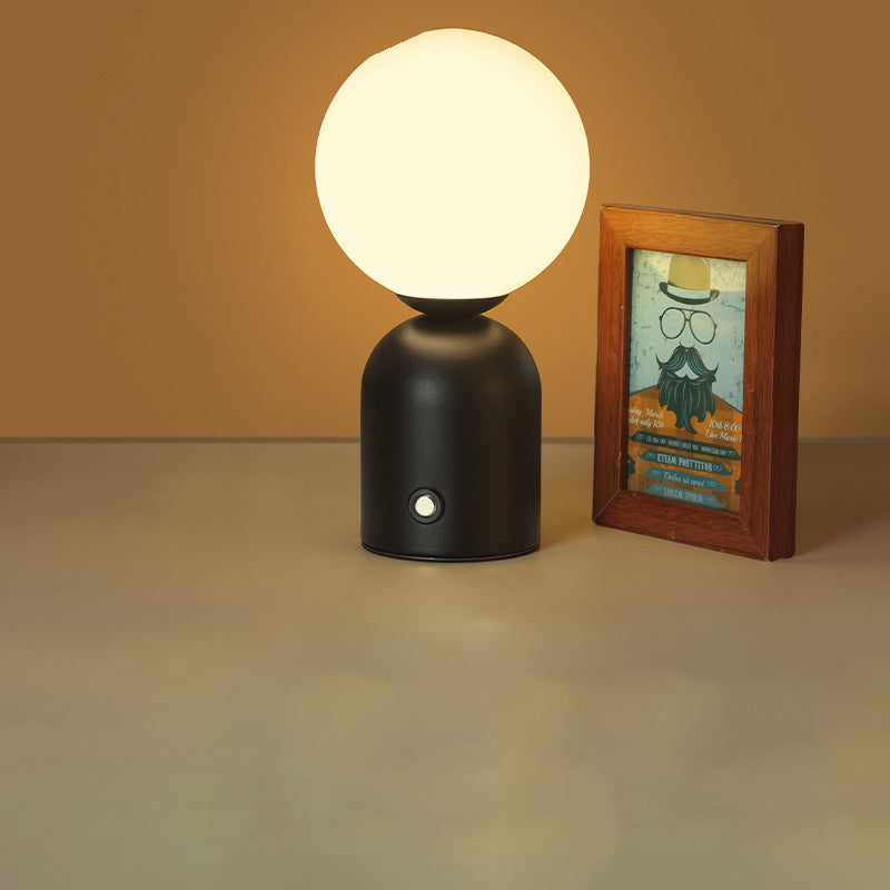 Scandinavian Round LED Table Lamp - USB Iron & Acrylic Design for Bedroom