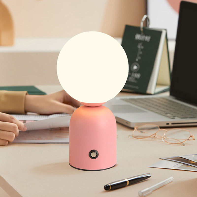 Scandinavian Round LED Table Lamp - USB Iron & Acrylic Design for Bedroom