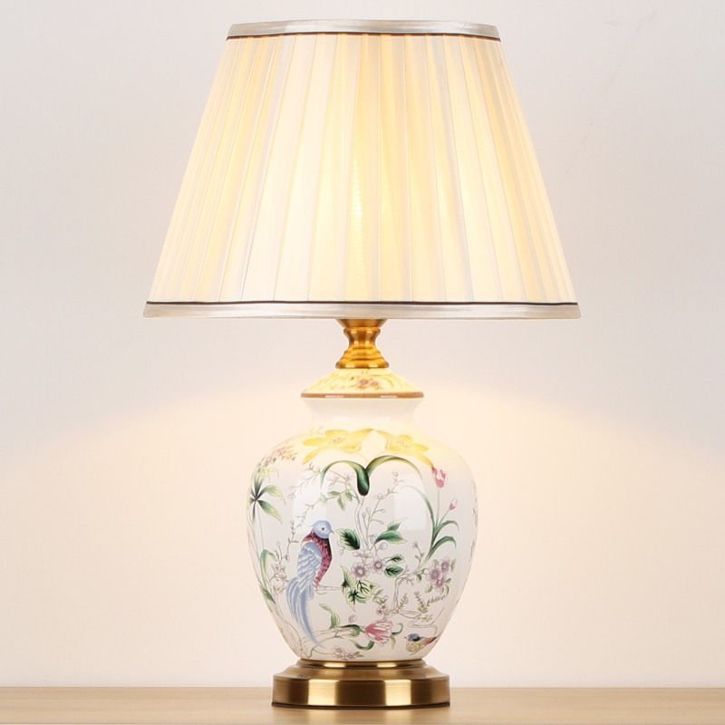 Scalloped Round Ceramic Table Lamp with Traditional Chinese Bird Pattern