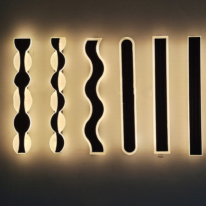 Solar Wave Outdoor LED Wall Sconce