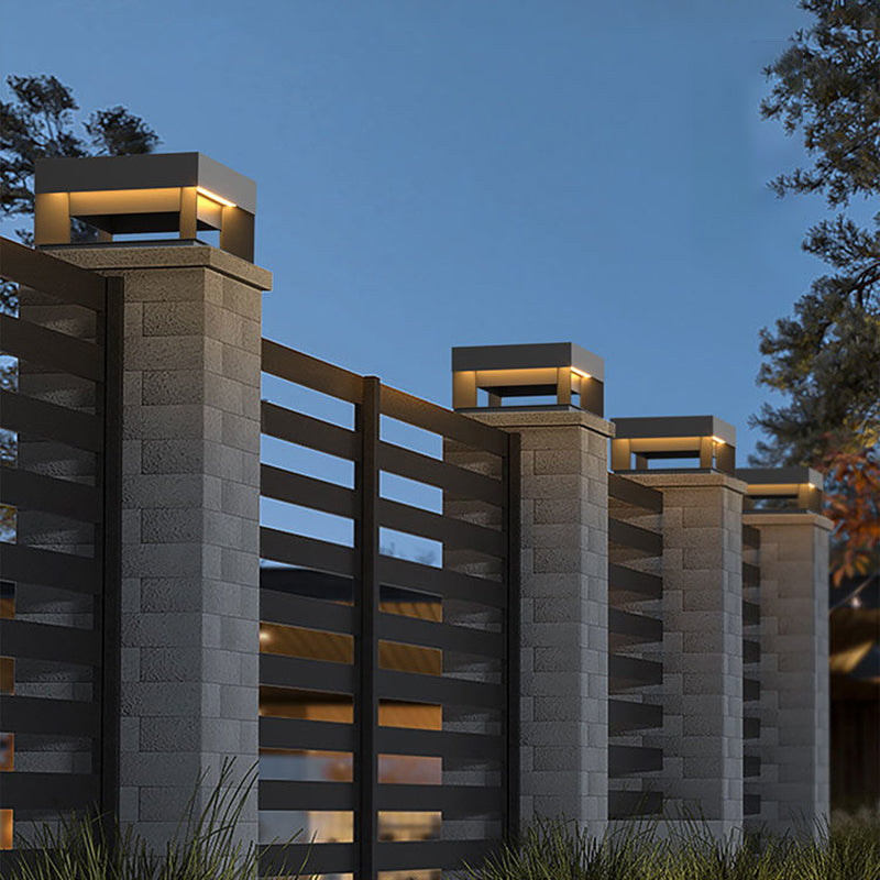 Modern Square Galvanized Iron LED Outdoor Pillar Light