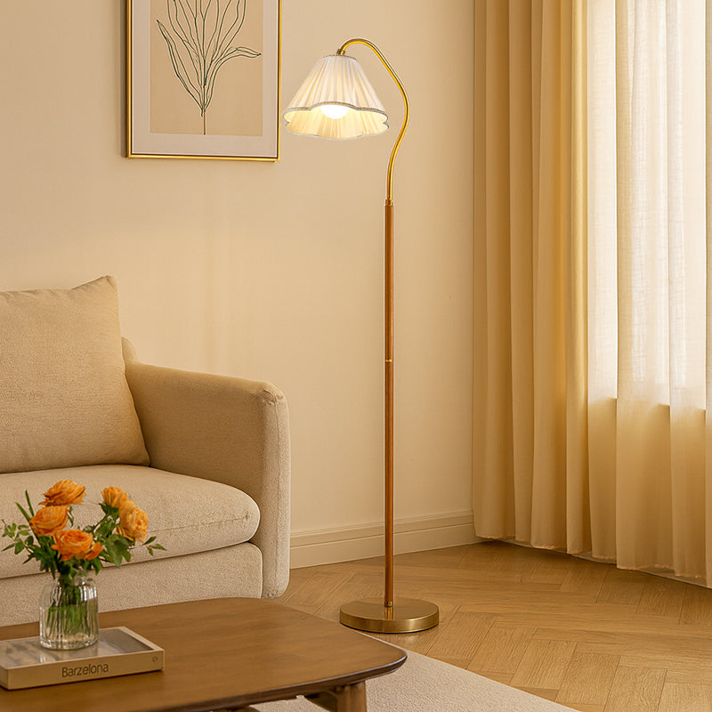 Japanese Vintage Floral Solid Wood Floor Lamp