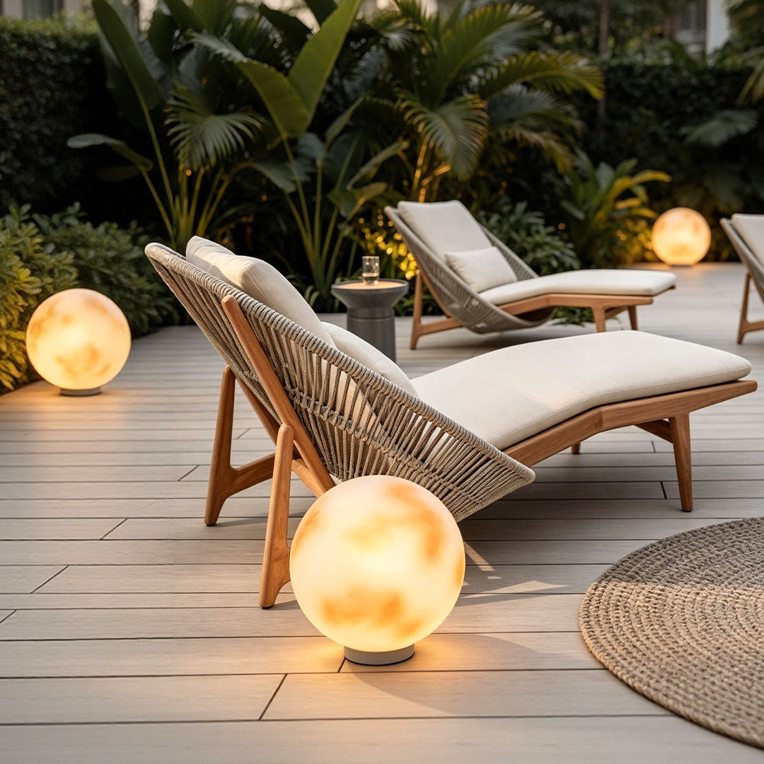 Moonstone Outdoor Decorative Pillar Light