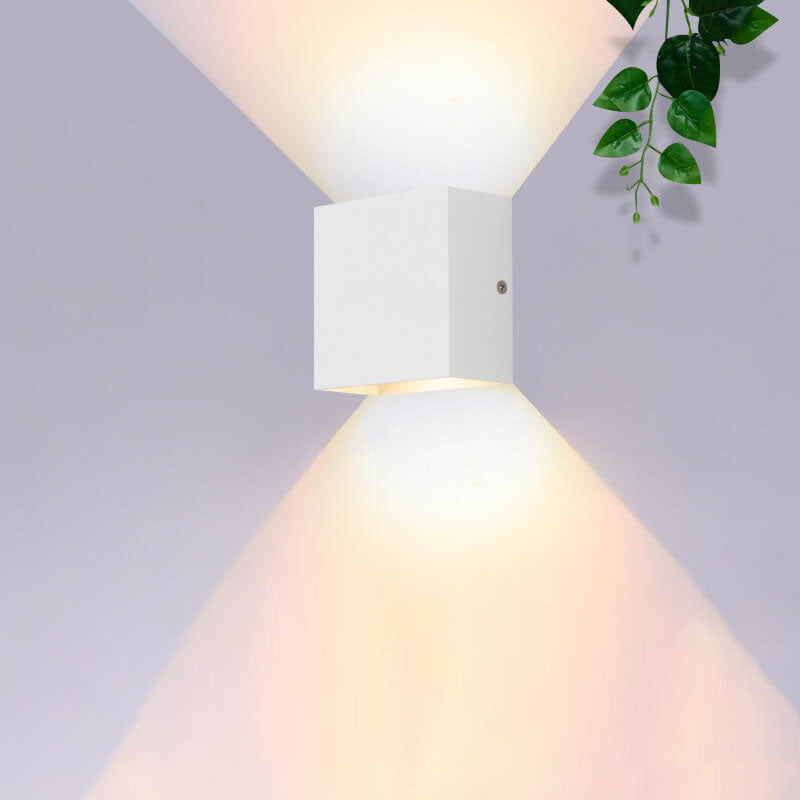 Square Aluminum LED Wall Sconce