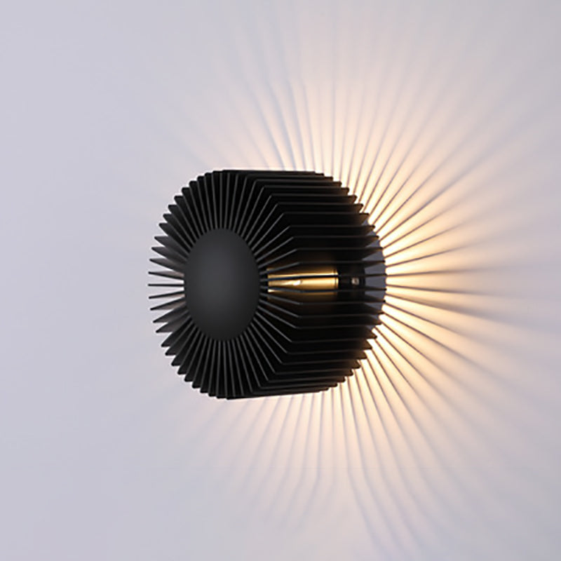 Minimalist Aluminum Round LED Wall Sconce