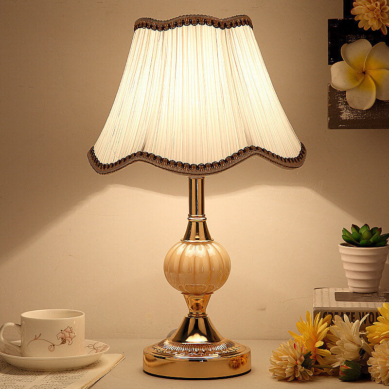 Vintage Floral Glass Table Lamp - Nordic Design, 1-Light